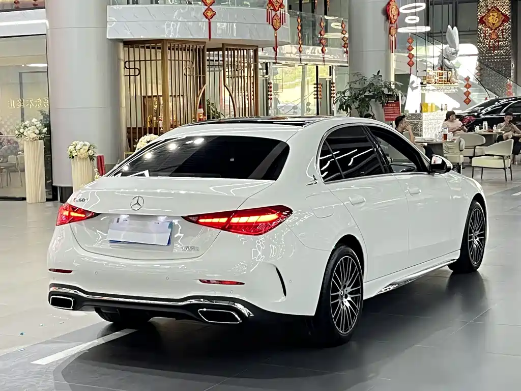 Mercedes-Benz C-Class 2023 — фото 8