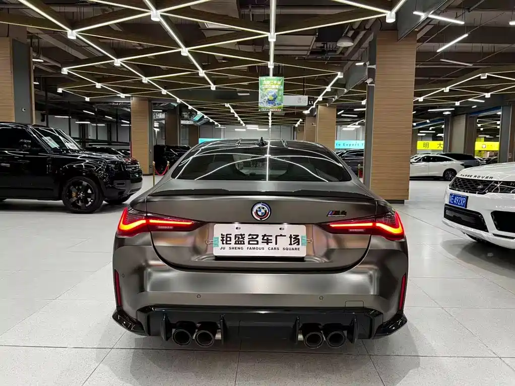 BMW M4 2022 — фото 12