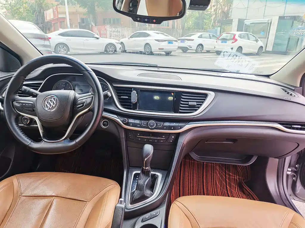 Buick Excelle 2018 — фото 10