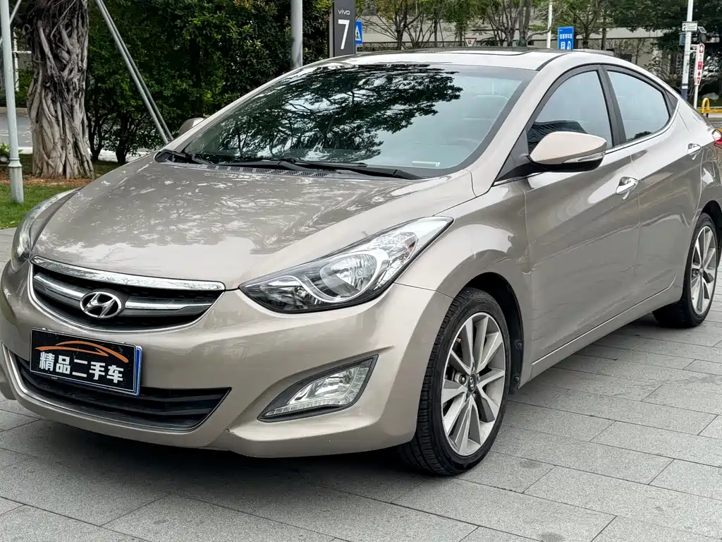Hyundai Elantra 2016