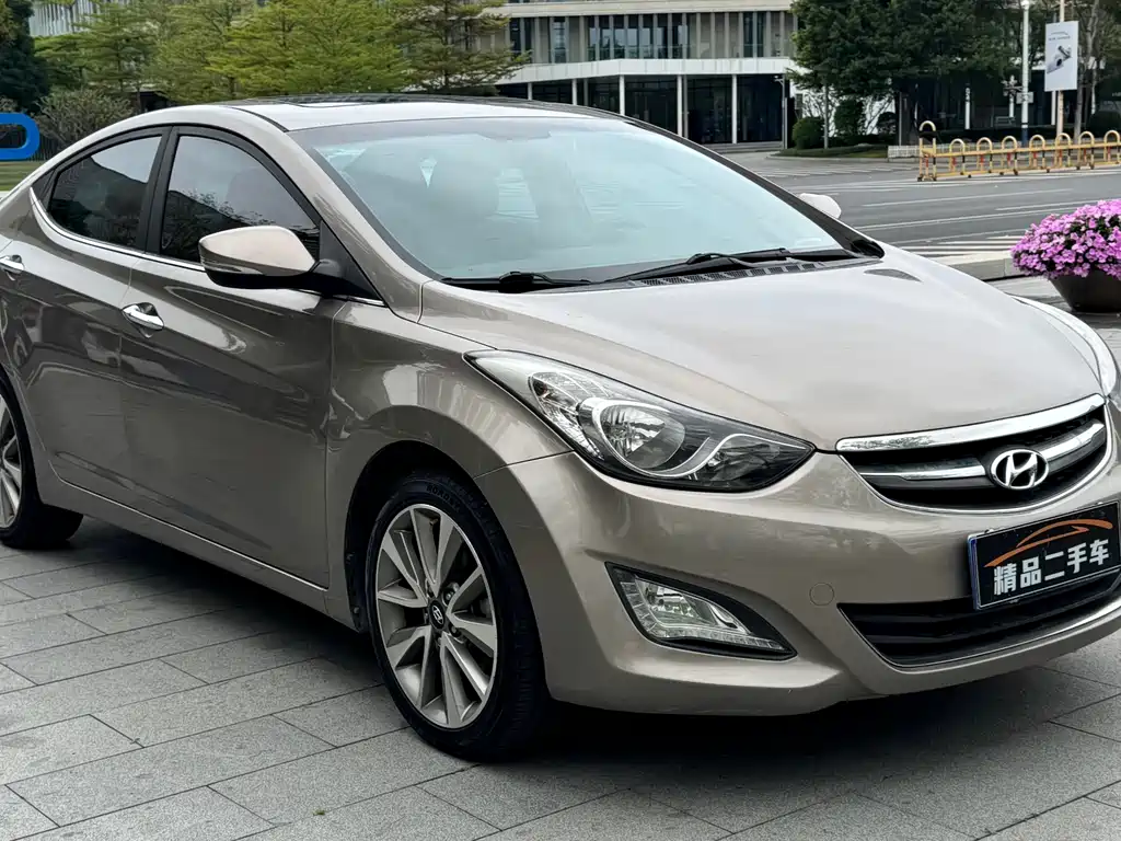 Hyundai Elantra 2016