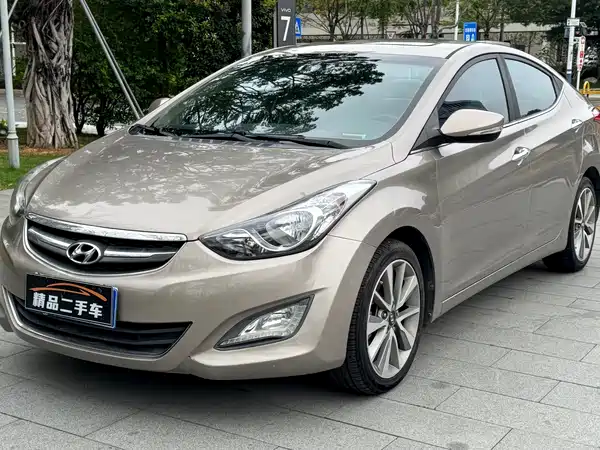 Hyundai Elantra Langdong 2016