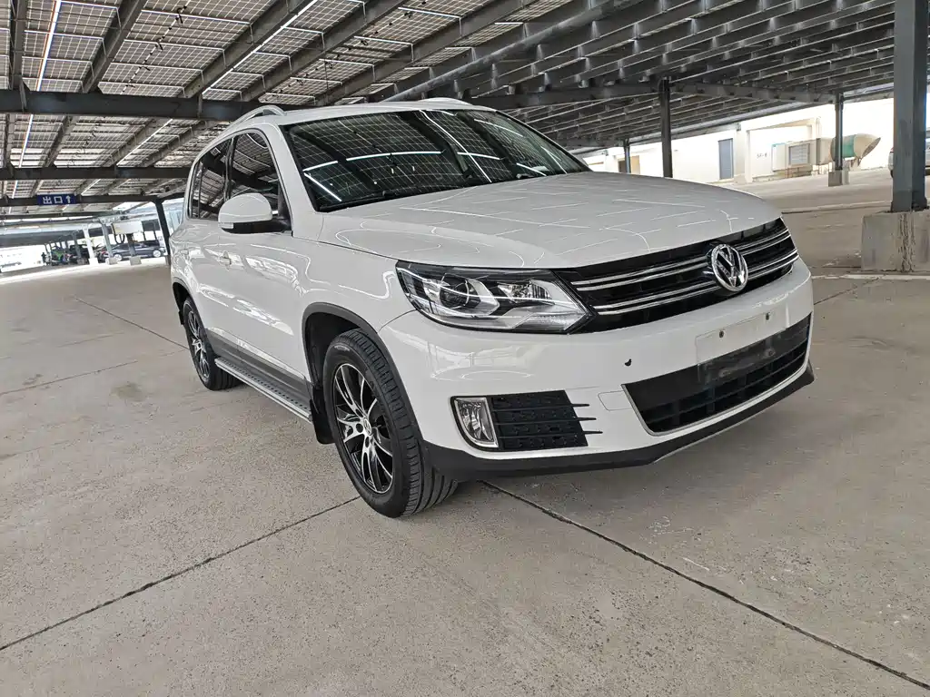 Volkswagen Tiguan 2015 — фото 2