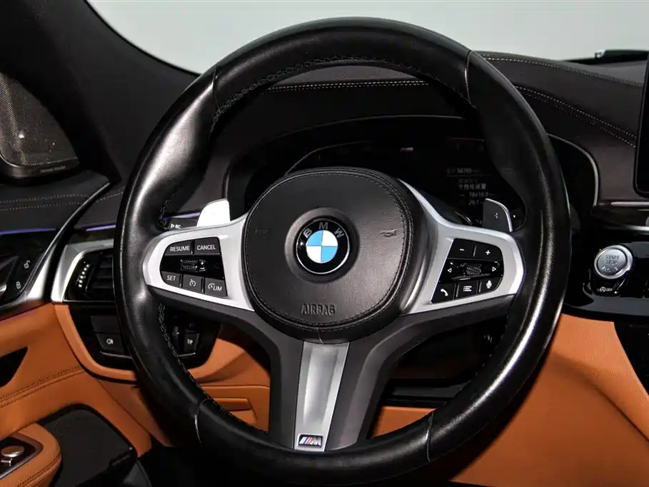 BMW 6 Series GT 2022 — фото 16