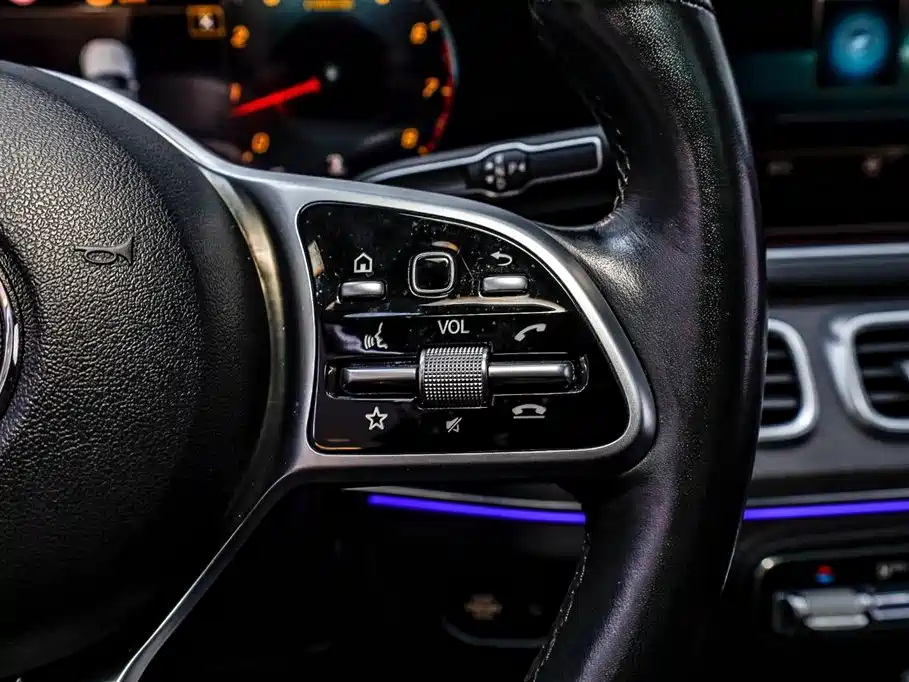 Mercedes-Benz GLE 2019 — фото 19