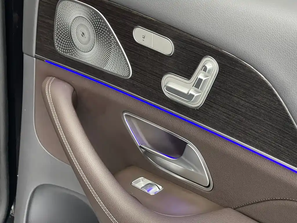Mercedes-Benz GLE 2020 — фото 20