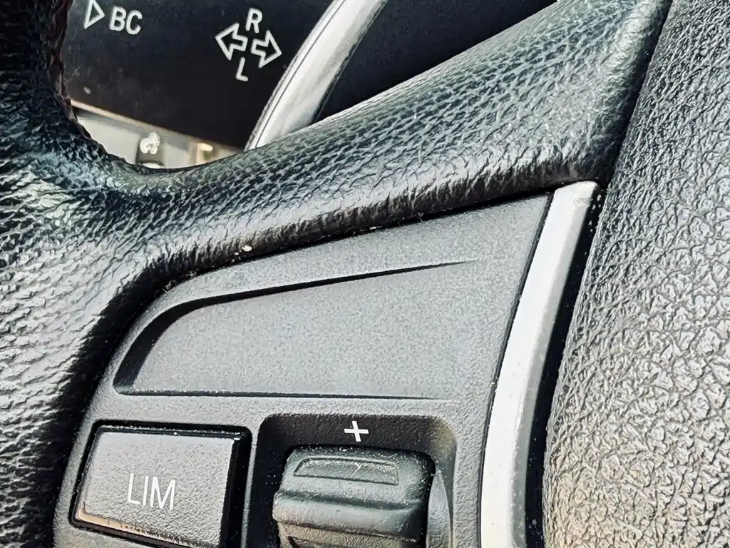 BMW 3 Series 2013 — фото 19