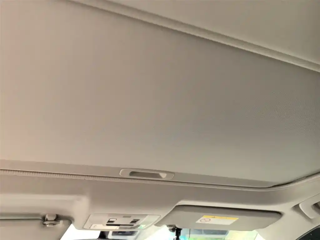 Toyota RAV4 2016 — фото 18