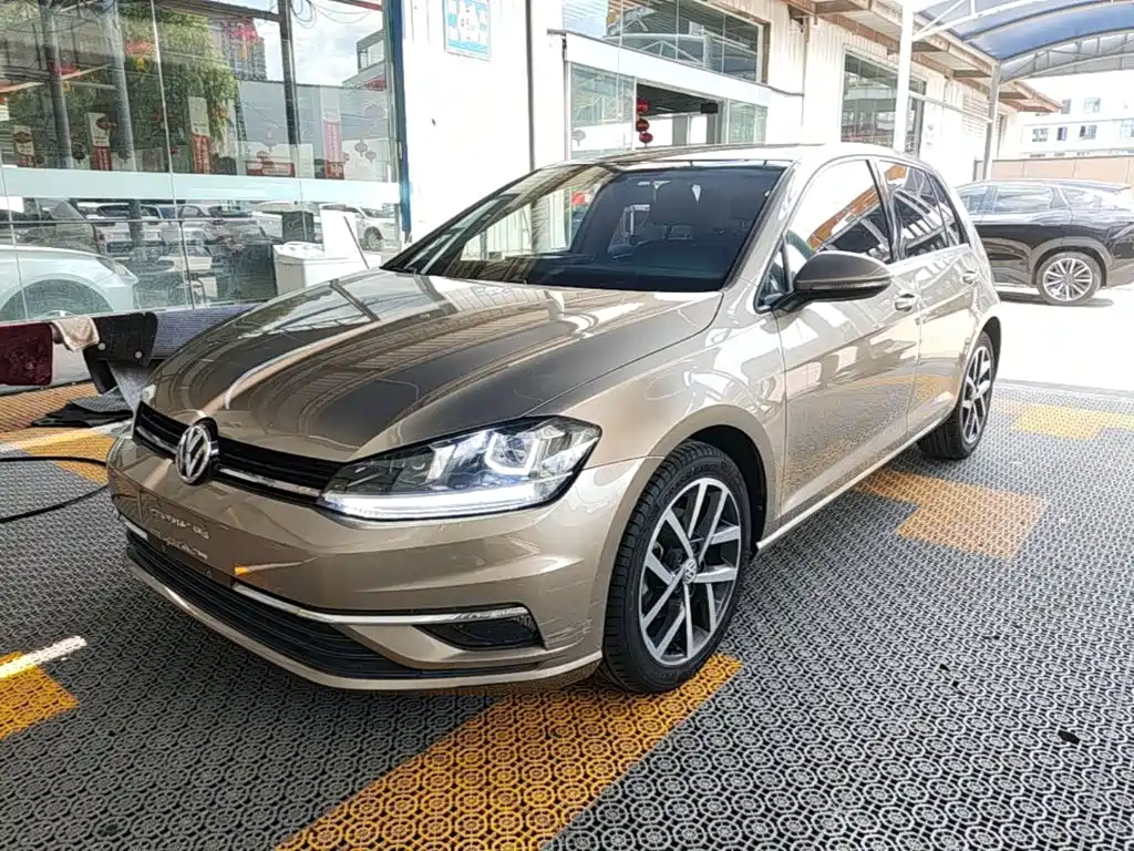 Volkswagen Golf 2020