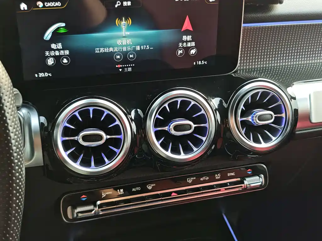 Mercedes-Benz GLB AMG 2021 — фото 29