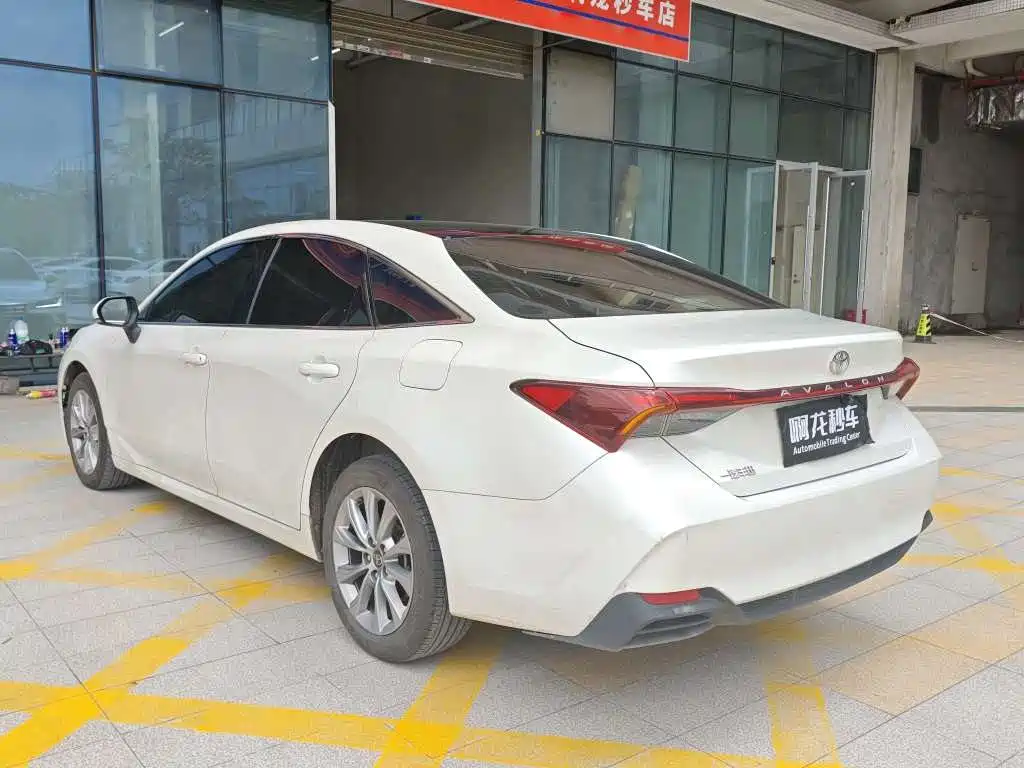 Toyota Avalon 2024 — фото 10