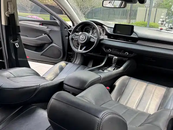 Mazda Atenza 2020