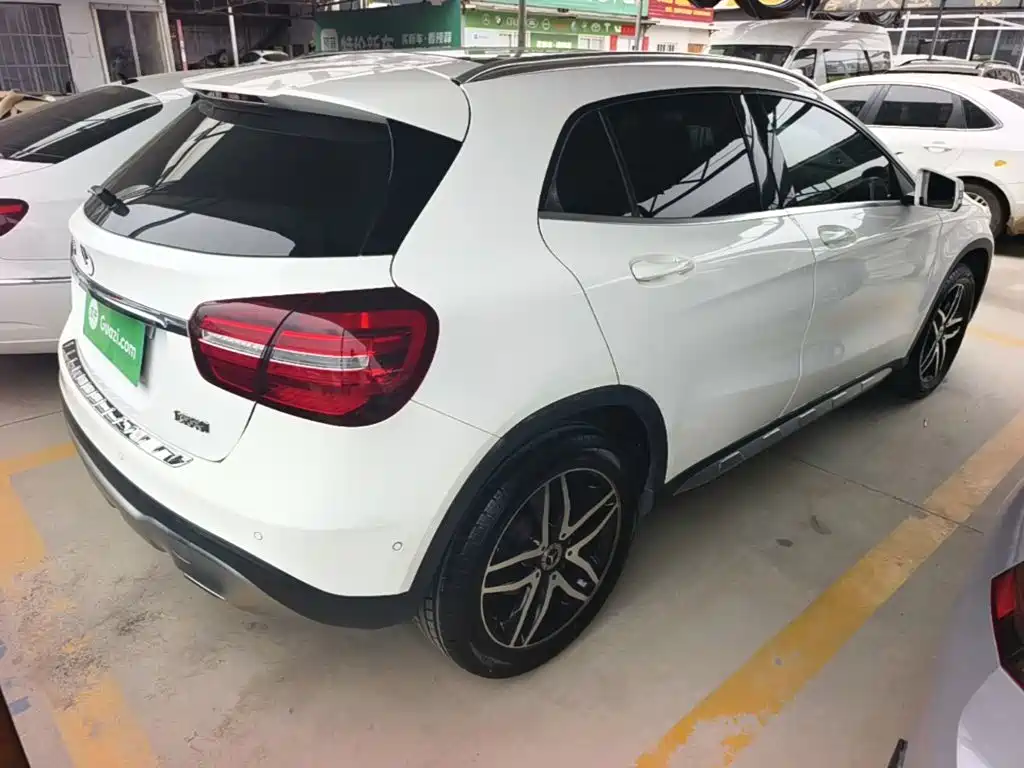 Mercedes-Benz GLA 2017 — фото 7
