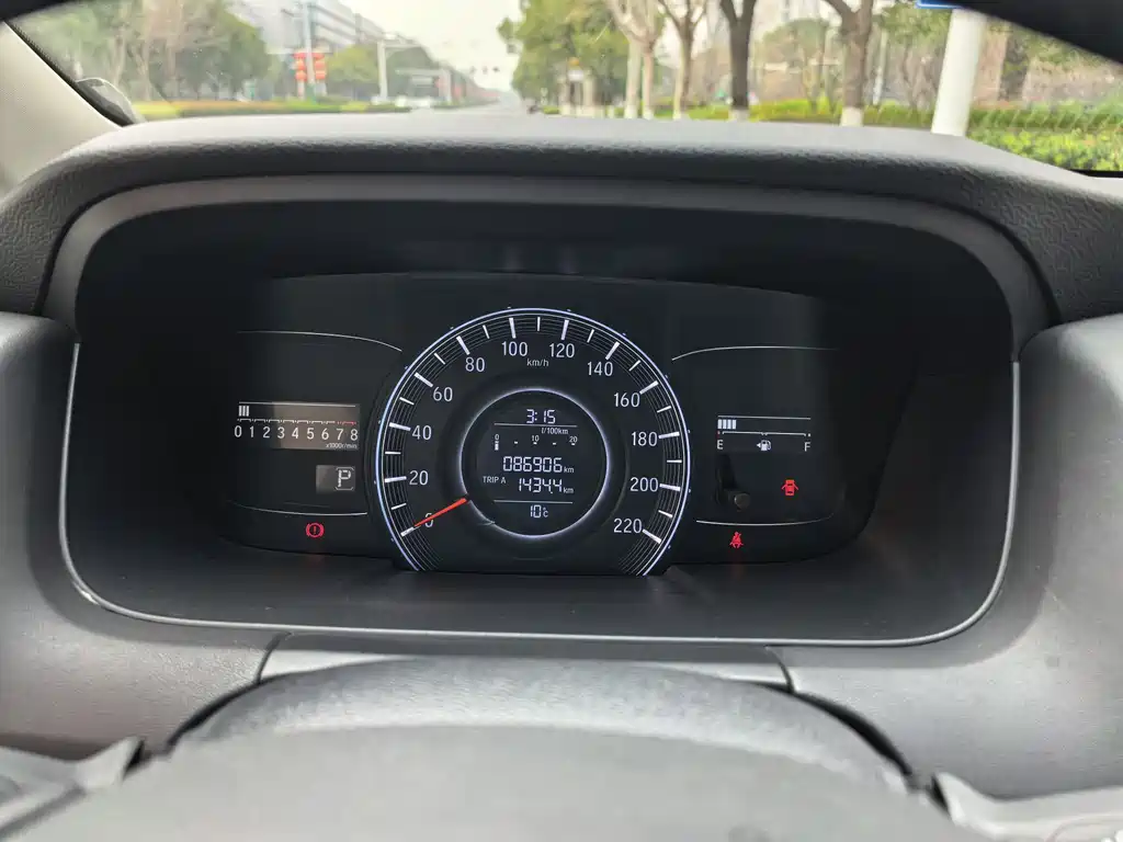 Honda Odyssey 2015 — фото 11