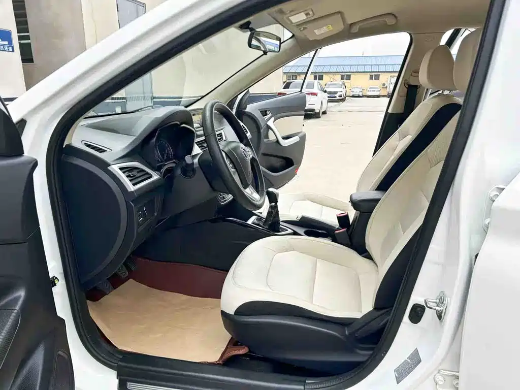 Changan V7 2018