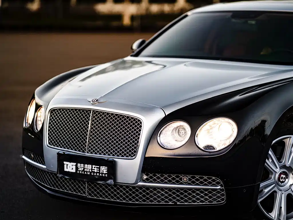 Bentley Flying Spur 2014 — фото 4
