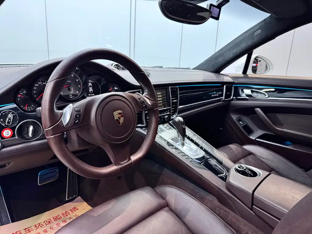 Porsche Panamera 2015 — фото 8