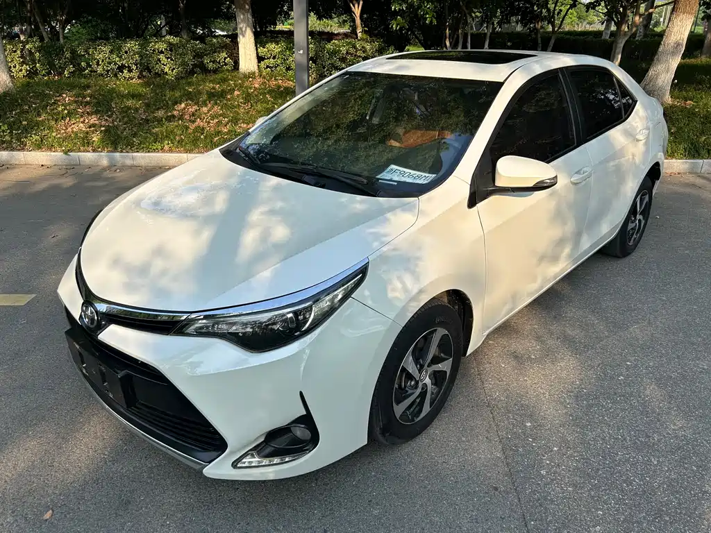 Toyota Levin 2018 — фото 1