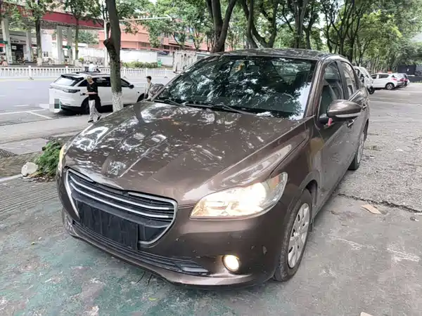 Peugeot 301 2014