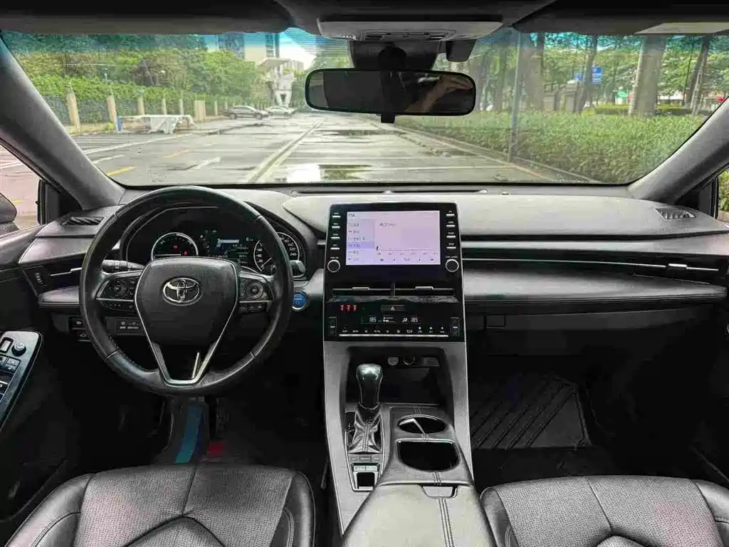 Toyota Avalon 2021