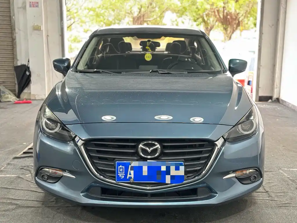 Mazda 3 Axela 2018