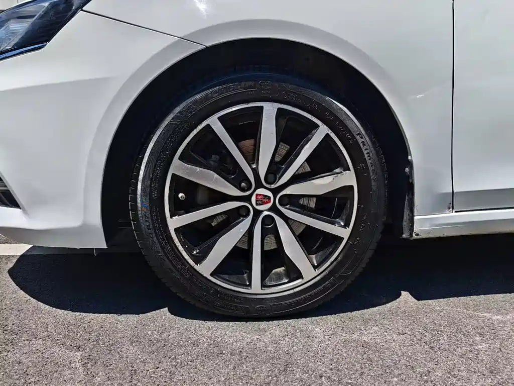 Roewe i6 Classic 2018 — фото 30