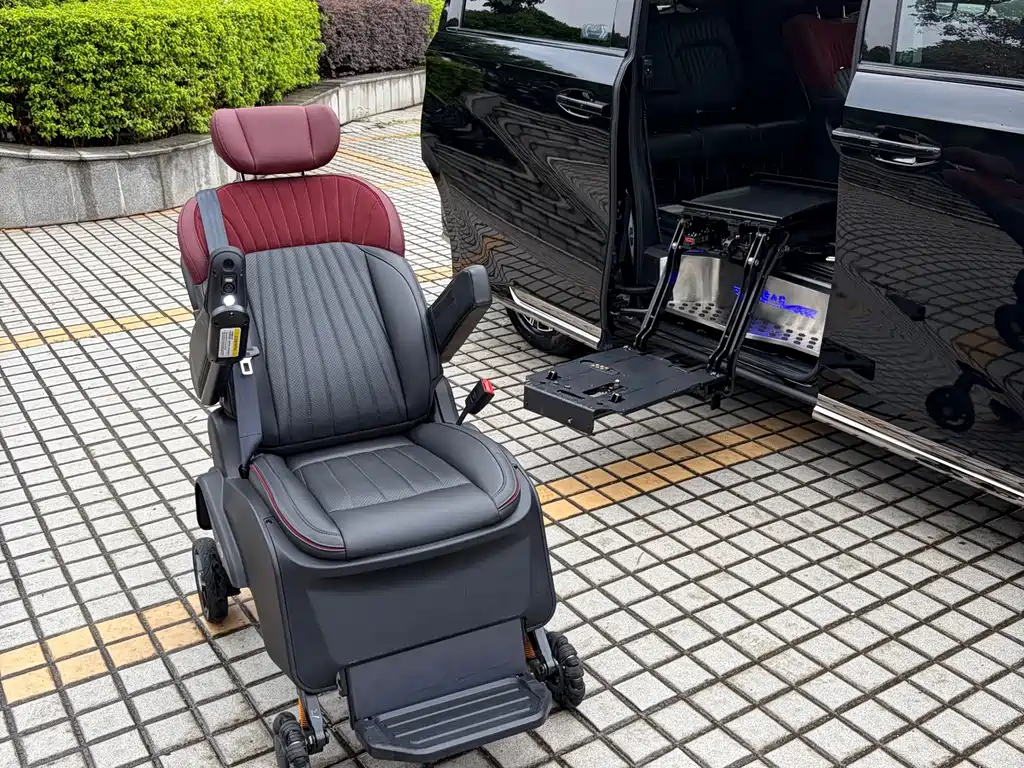 GAC Trumpchi E9 2023 — фото 38