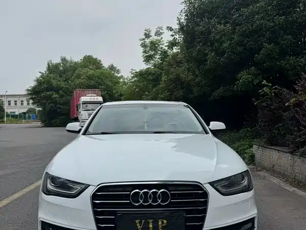 Audi A4L 2016