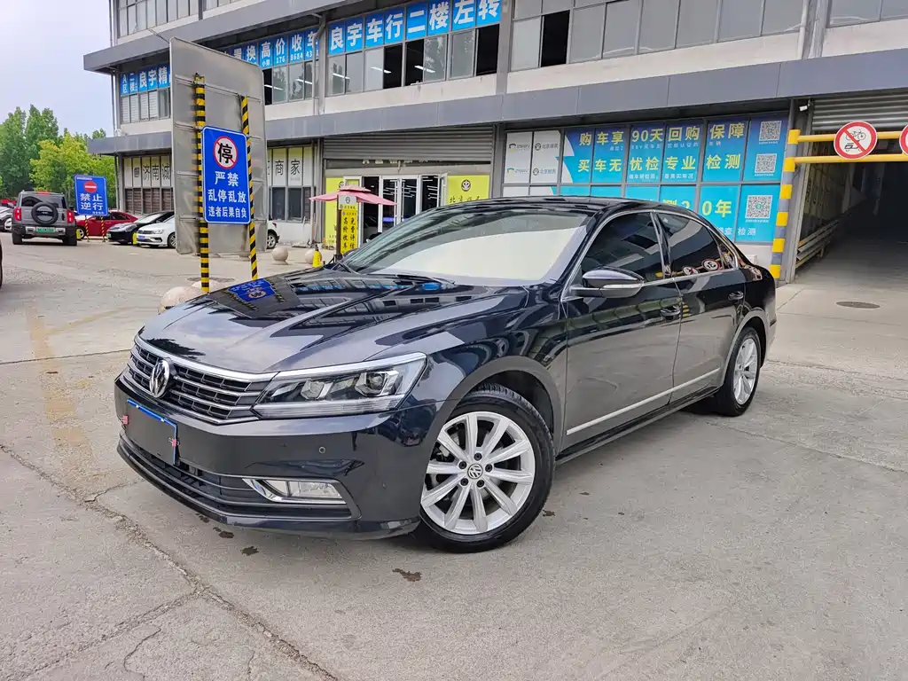 Volkswagen Passat 2019 — фото 1