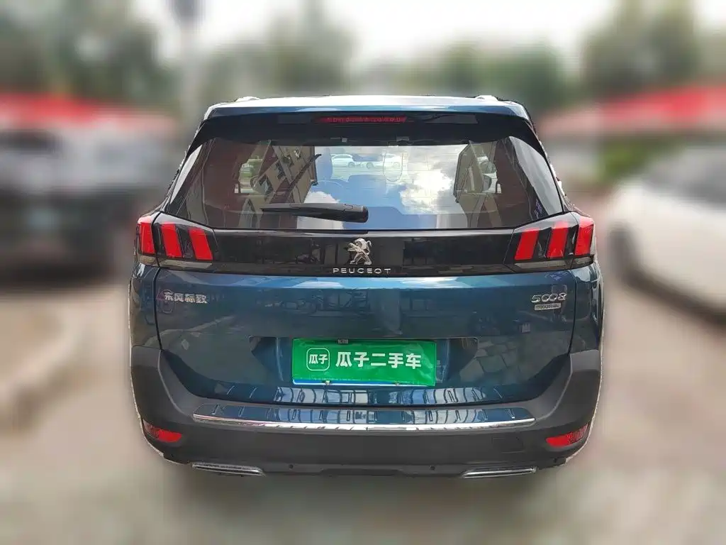 Peugeot 5008 2021 — фото 3