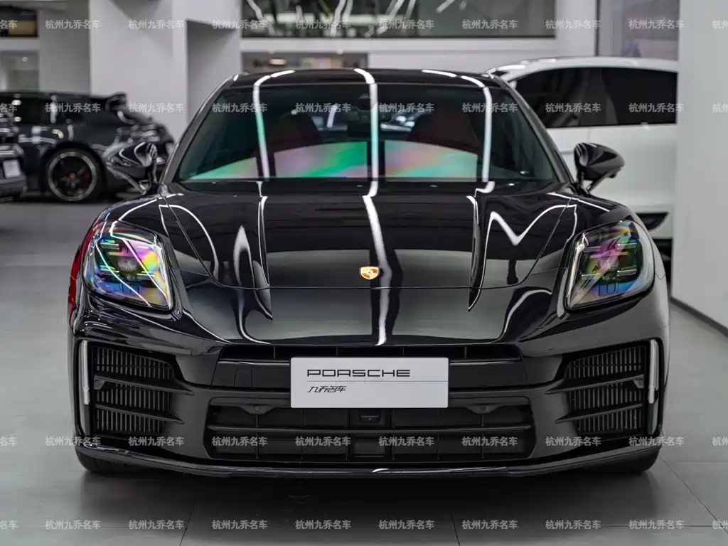 Porsche Panamera 2025 — фото 2