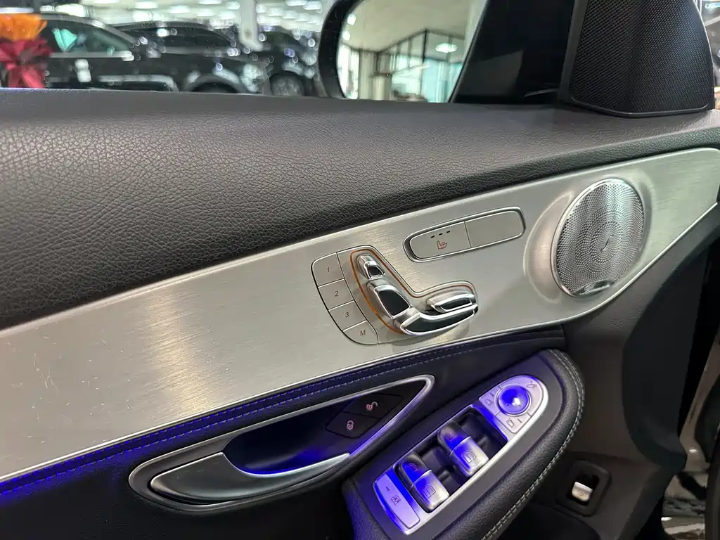 Mercedes-Benz C-Class 2018 — фото 8