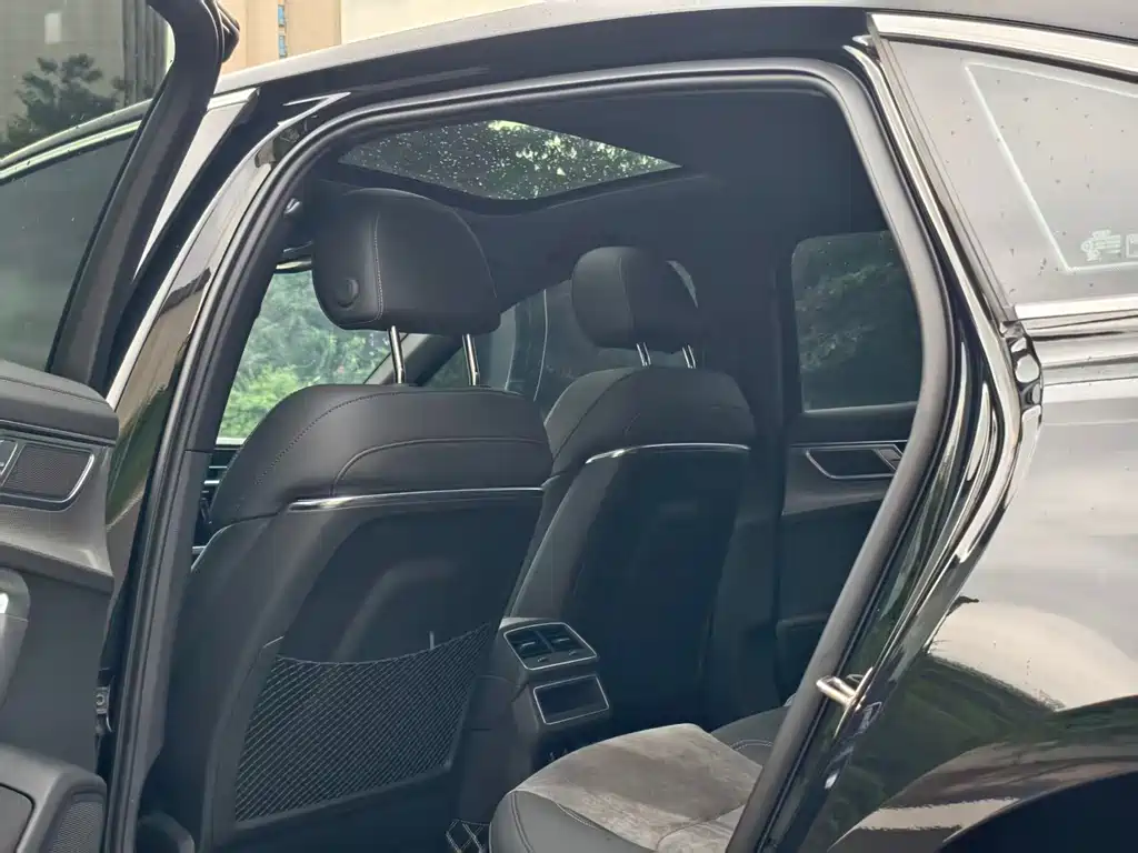 Audi A6L 2023