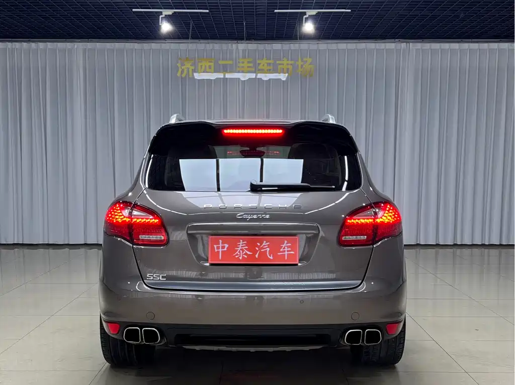 Porsche Cayenne 2014