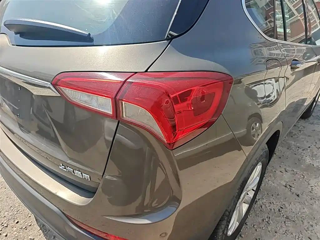 Buick Envision Plus 2018 — фото 8