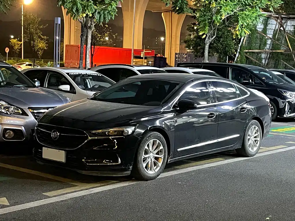 Buick LaCrosse 2021