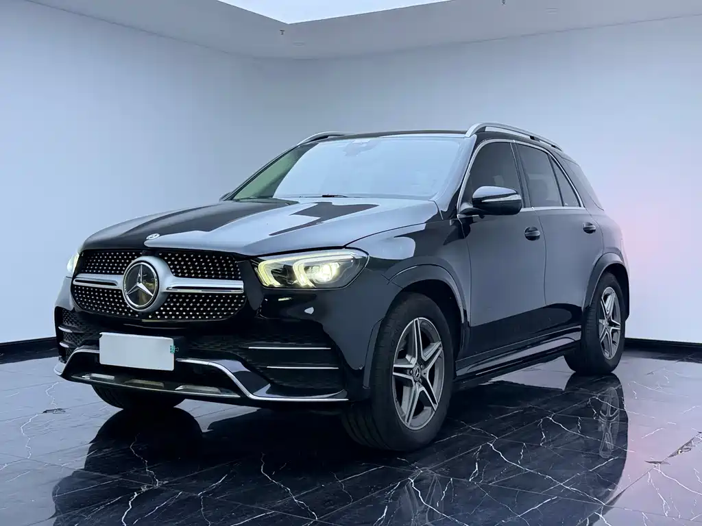 Mercedes-Benz GLE 2021 — фото 1