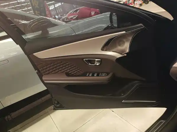 BYD Han 2024