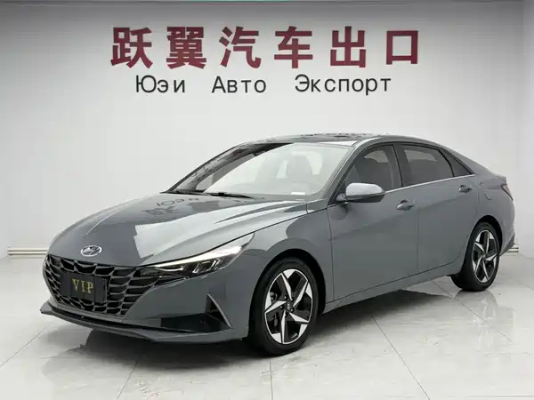 Hyundai Elantra 2022