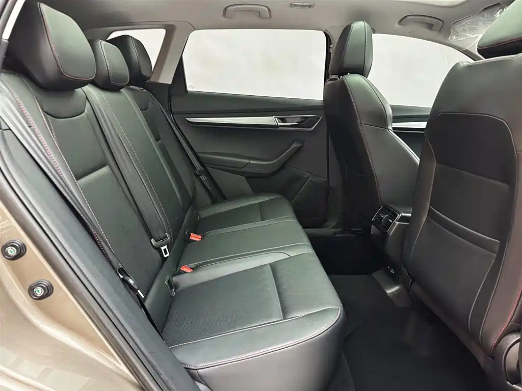 Skoda Karoq 2022 — фото 14