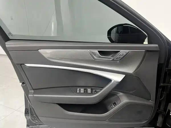 Audi A6L 2024