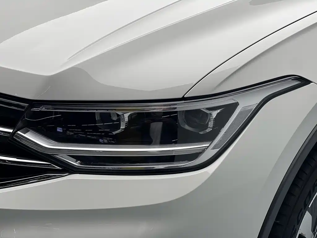 Volkswagen Tiguan L New Energy 2022 — фото 25