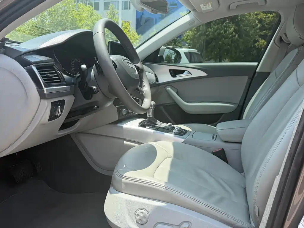 Audi A6L 2014