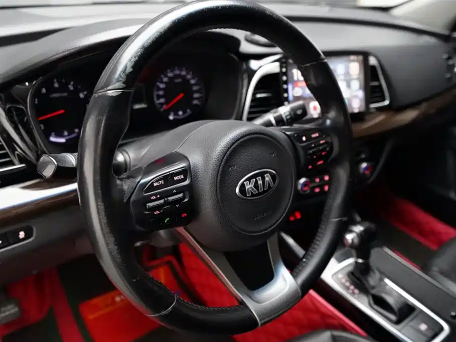 Kia K4 2015 — фото 11