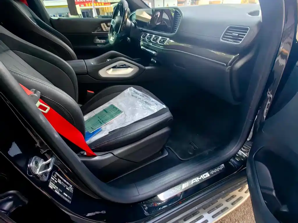 Mercedes-Benz GLS AMG 2025 — фото 5