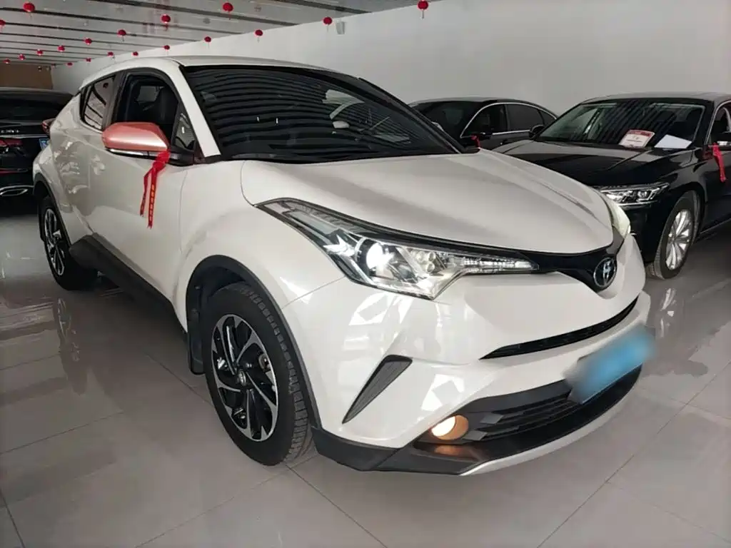 Toyota IZOA 2019 — фото 4