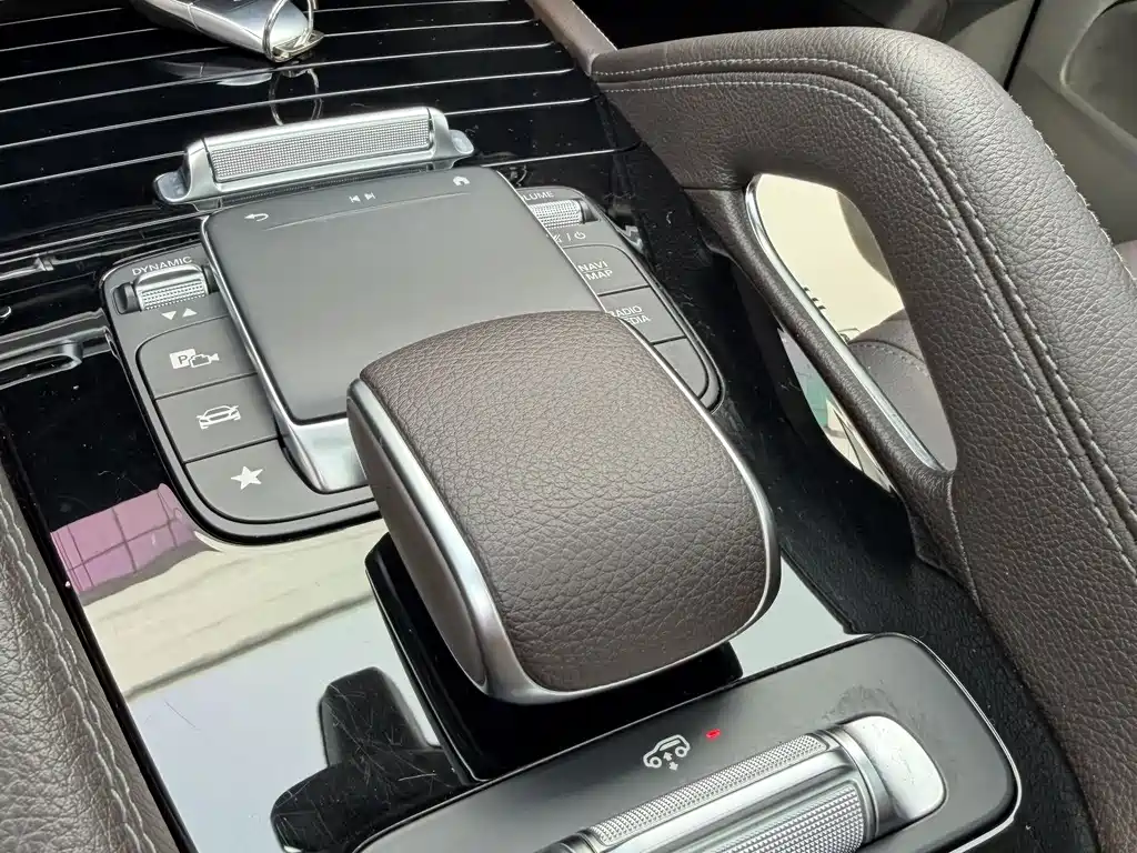 Mercedes-Benz GLE 2020 — фото 19