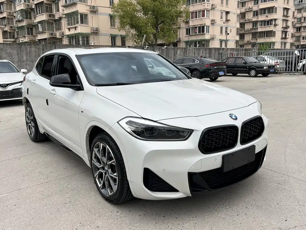 BMW X2 2022 — фото 3