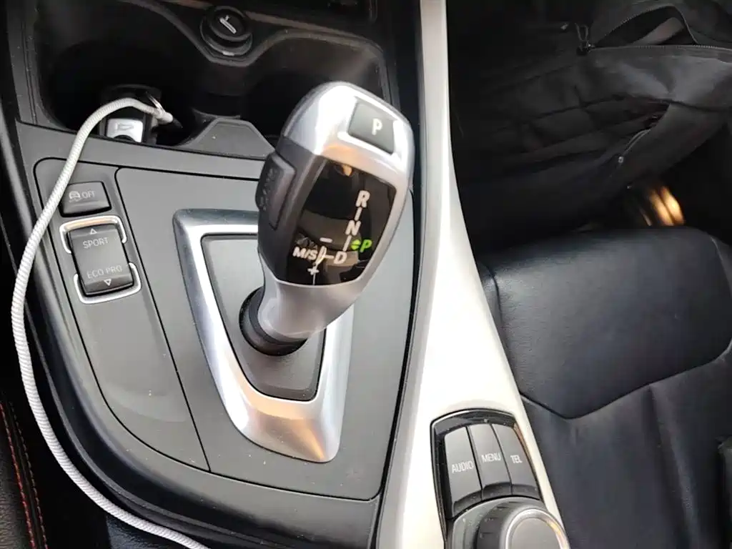 BMW 1 Series 2016 — фото 14