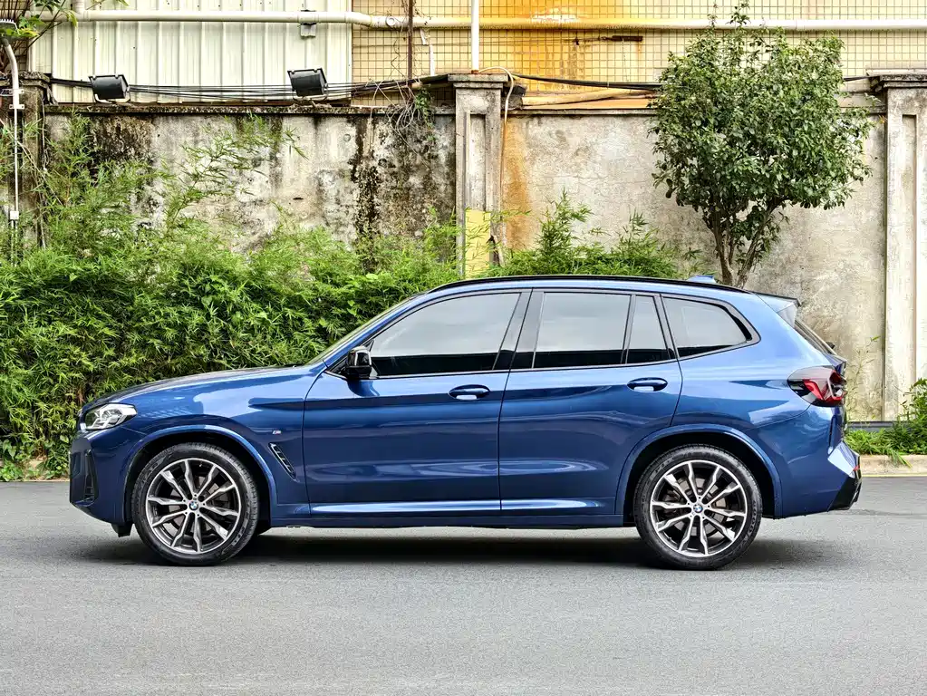 BMW X3 2022 — фото 8
